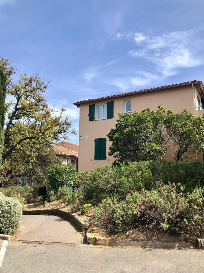 Charmant Appartement Village Restanques De Saint Tropez Grimaud Dış mekan fotoğraf