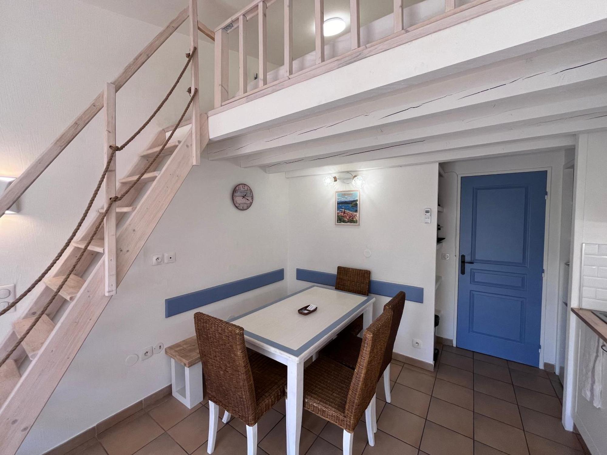Charmant Appartement Village Restanques De Saint Tropez Grimaud Dış mekan fotoğraf
